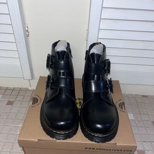 Youth girls size 5 Dr Martens Air Wair Brand New